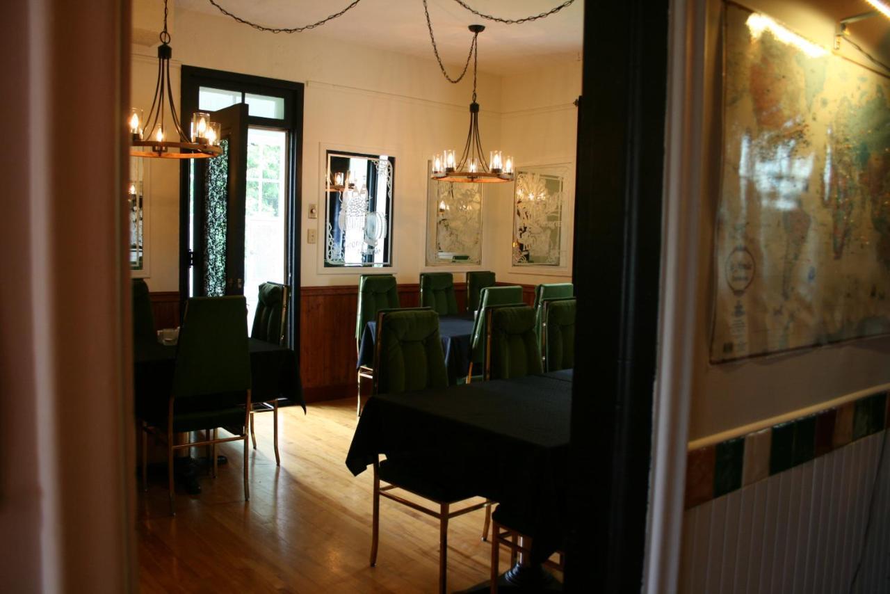 Auberge Presbytere Mont Lac-Vert Hébertville Buitenkant foto