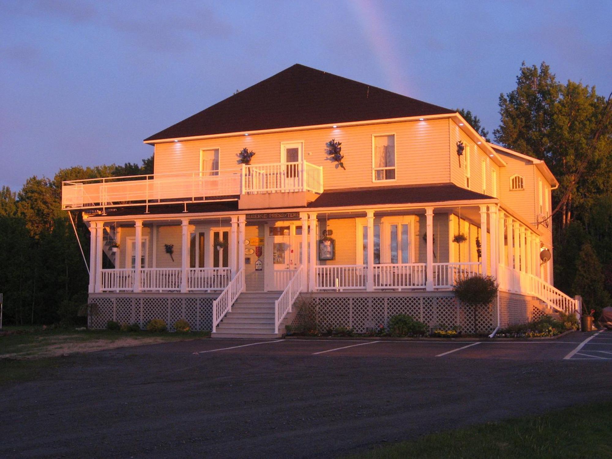 Auberge Presbytere Mont Lac-Vert Hébertville Buitenkant foto