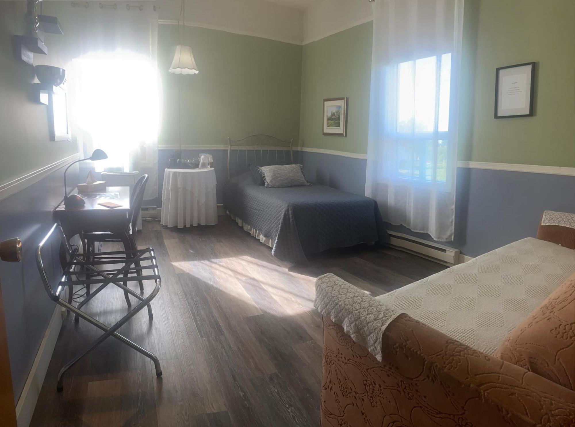 Auberge Presbytere Mont Lac-Vert Hébertville Buitenkant foto